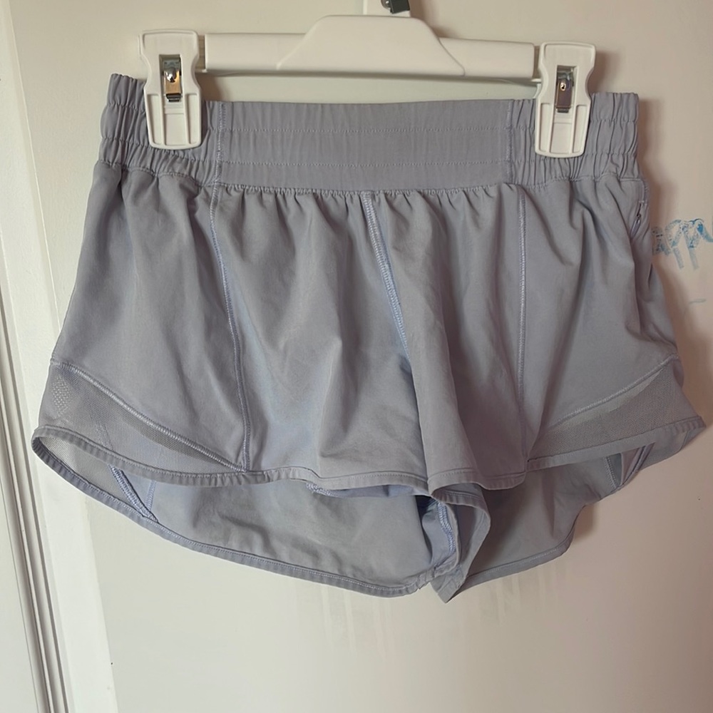 Lululemon Hotty Hot 2.5” Shorts